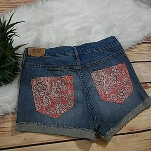 NWT Hollister High Rise Short Shorts